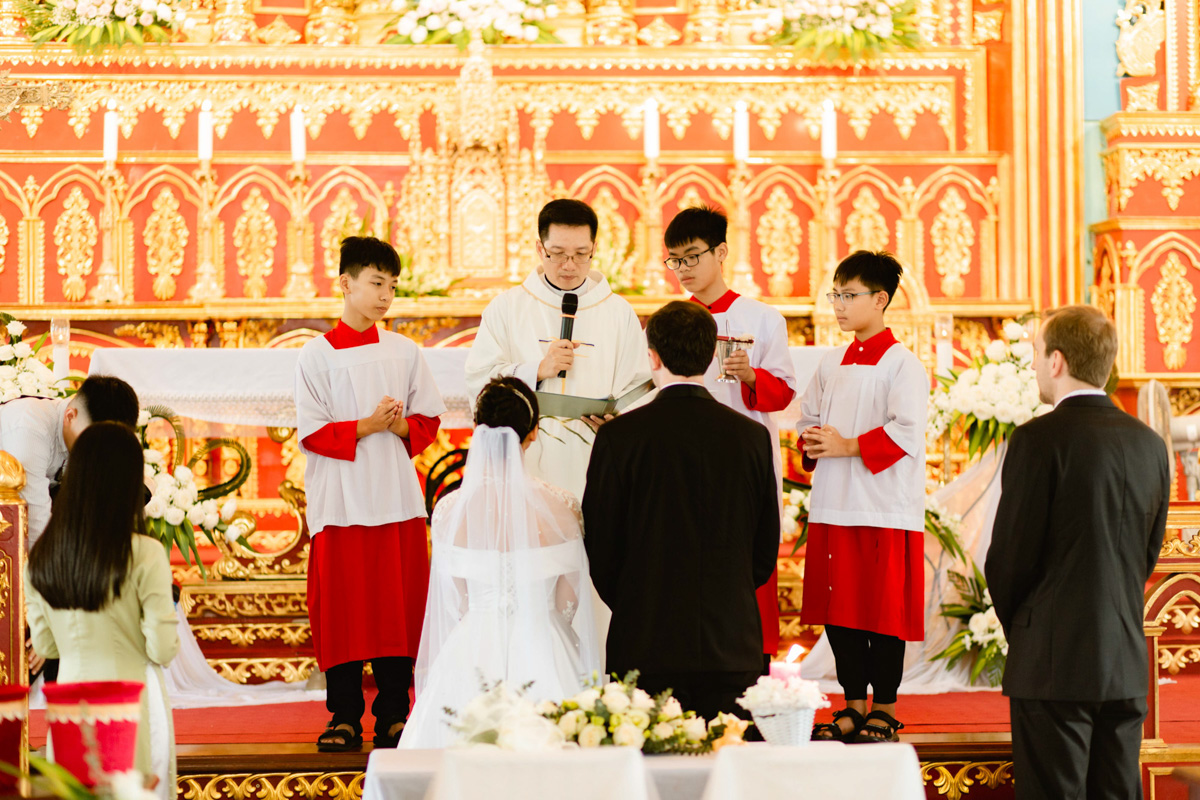 PHƯỢNG VŨ - KEVIN JORDAN